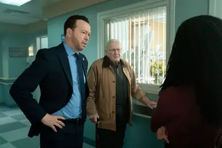 Boston Blue - galeria zdjęć - filmweb
