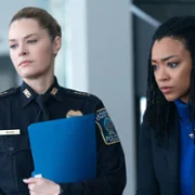 Boston Blue - galeria zdjęć - filmweb