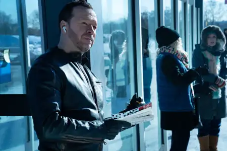 Boston Blue - galeria zdjęć - filmweb