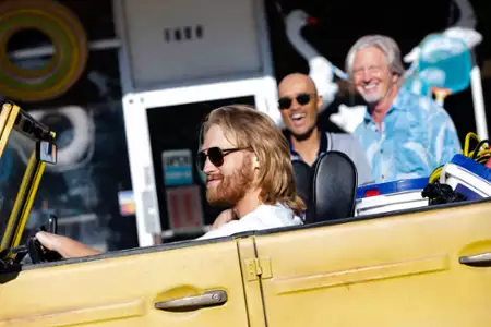 Lodge 49 - galeria zdjęć - filmweb