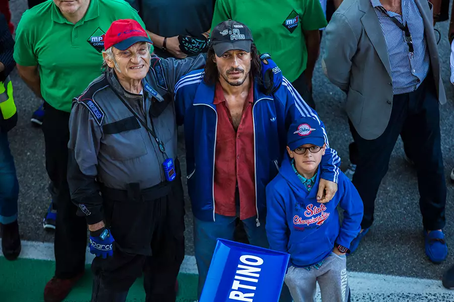 Italian Race - galeria zdjęć - filmweb