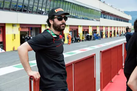 Italian Race - galeria zdjęć - filmweb
