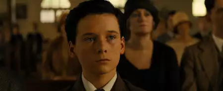 Niezłomny - galeria zdjęć - filmweb