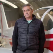 Y a-t-il un dealer dans l'avion? - galeria zdjęć - filmweb