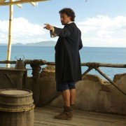 Crossbones - galeria zdjęć - filmweb