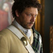 Crossbones - galeria zdjęć - filmweb