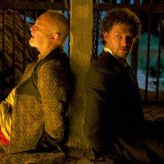 Crossbones - galeria zdjęć - filmweb