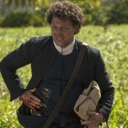 Crossbones - galeria zdjęć - filmweb