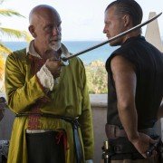 Crossbones - galeria zdjęć - filmweb