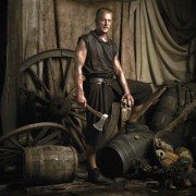 Crossbones - galeria zdjęć - filmweb
