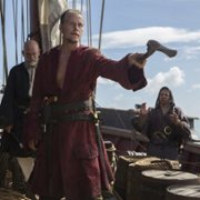 Crossbones - galeria zdjęć - filmweb