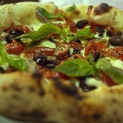 Ugly Delicious - galeria zdjęć - filmweb