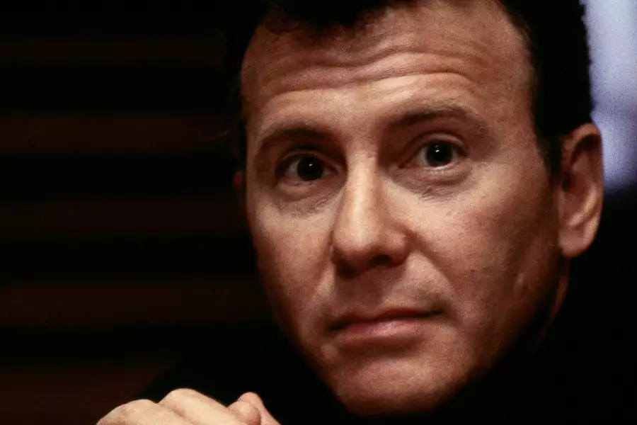 Pohamuj entuzjazm - galeria zdjęć - filmweb