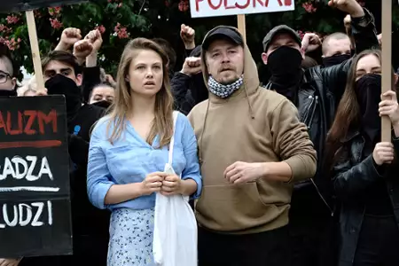 Polityka - galeria zdjęć - filmweb