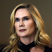 Naomi - galeria zdjęć - filmweb