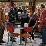 Superior Donuts - galeria zdjęć - filmweb