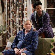 Superior Donuts - galeria zdjęć - filmweb
