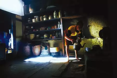Podróżnicy i magowie - galeria zdjęć - filmweb