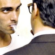 Samotny mężczyzna - galeria zdjęć - filmweb