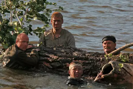 Spaleni słońcem 2 - galeria zdjęć - filmweb