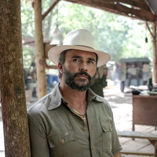 Gilberto &quot;La Cobra&quot; Henao