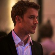 Elle - galeria zdjęć - filmweb