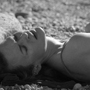 Solace - galeria zdjęć - filmweb