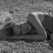 Solace - galeria zdjęć - filmweb