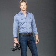 Friend Request - galeria zdjęć - filmweb