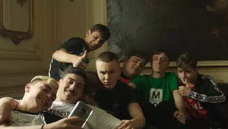 Piranie - galeria zdjęć - filmweb
