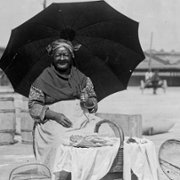 High on the Hog: How African American Cuisine Transformed America - galeria zdjęć - filmweb