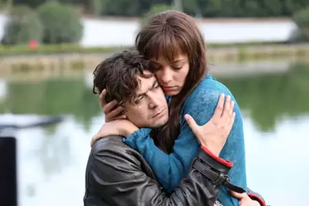 Sam się nie uratujesz - galeria zdjęć - filmweb
