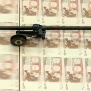 Let's Make Money - galeria zdjęć - filmweb