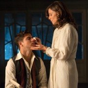 Velvet - galeria zdjęć - filmweb