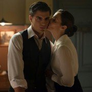 Velvet - galeria zdjęć - filmweb