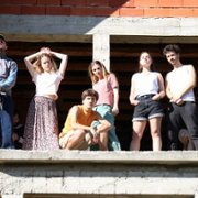 Wzgórze ryczących lwic - galeria zdjęć - filmweb