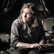 Lee - galeria zdjęć - filmweb