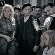 Lee - galeria zdjęć - filmweb