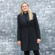 Lee - galeria zdjęć - filmweb
