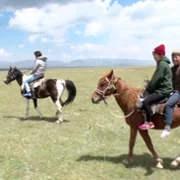 Ainori Love Wagon: Asian Journey - galeria zdjęć - filmweb