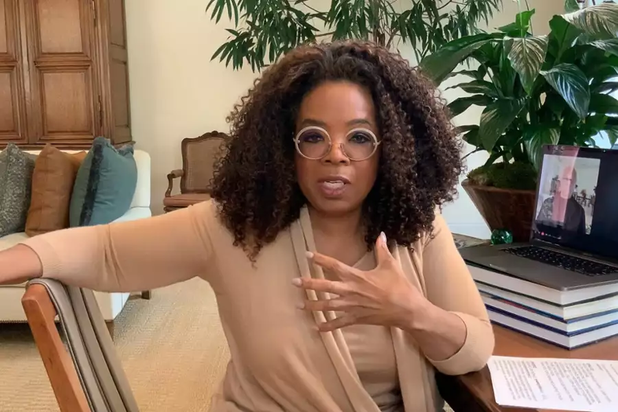 Oprah Na temat COVID-19 - galeria zdjęć - filmweb