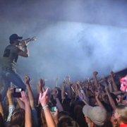 Luke Bryan: My Dirt Road Diary - galeria zdjęć - filmweb
