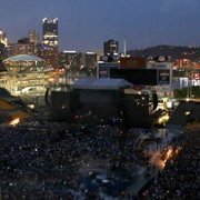 Luke Bryan: My Dirt Road Diary - galeria zdjęć - filmweb