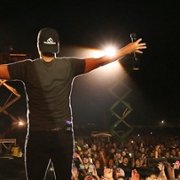 Luke Bryan: My Dirt Road Diary - galeria zdjęć - filmweb