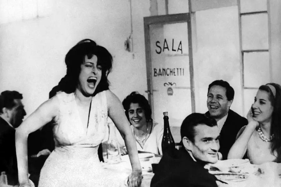 Mamma Roma - galeria zdjęć - filmweb