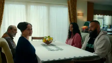 Bait - galeria zdjęć - filmweb