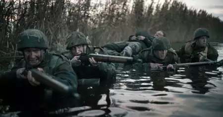 Zapomniana bitwa - galeria zdjęć - filmweb