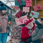 Facet na święta - galeria zdjęć - filmweb