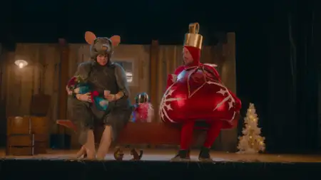 Facet na święta - galeria zdjęć - filmweb