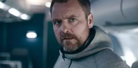 W powietrzu - galeria zdjęć - filmweb